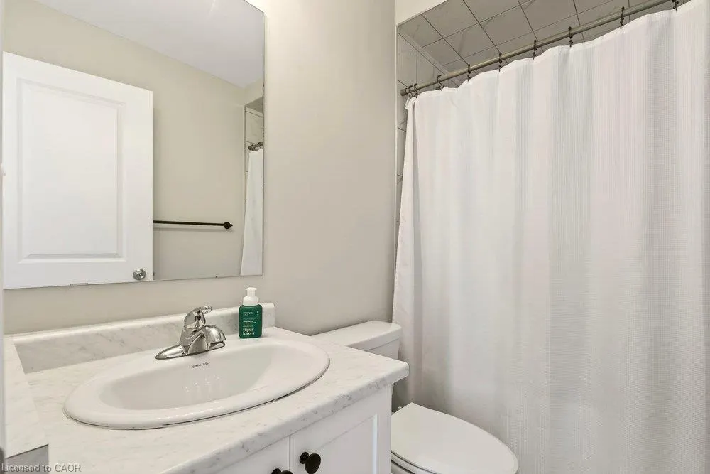 74 Bobolink Road