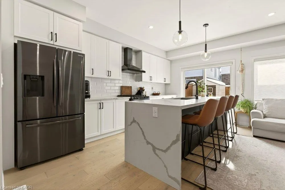 74 Bobolink Road