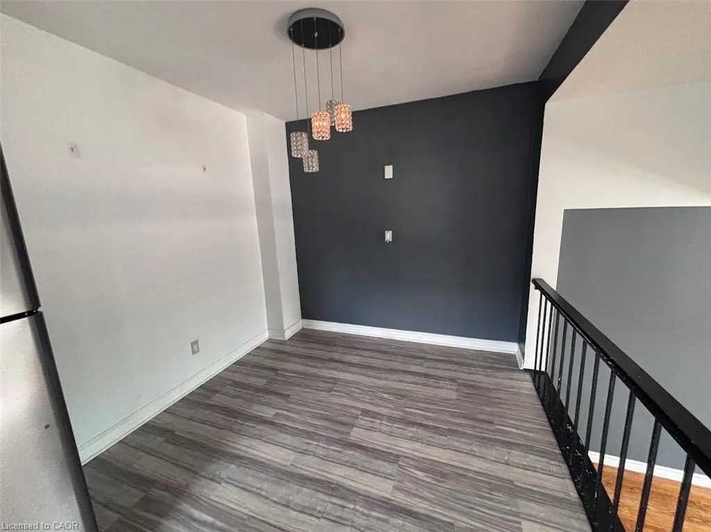 5 Viking Court #304