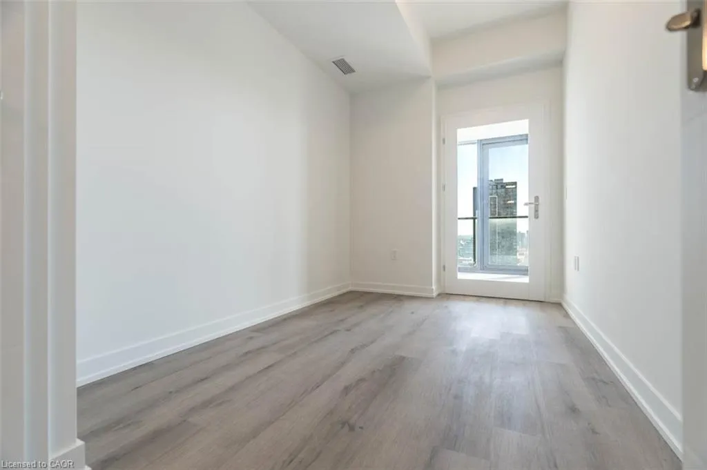 30 Francis Street S #1704