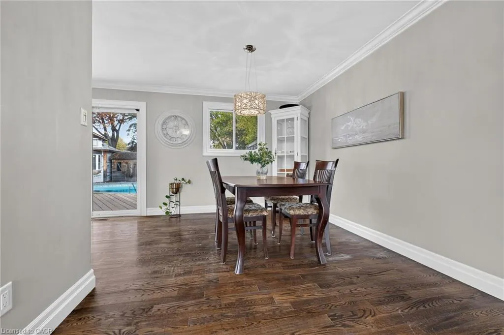 241 Bousfield Crescent