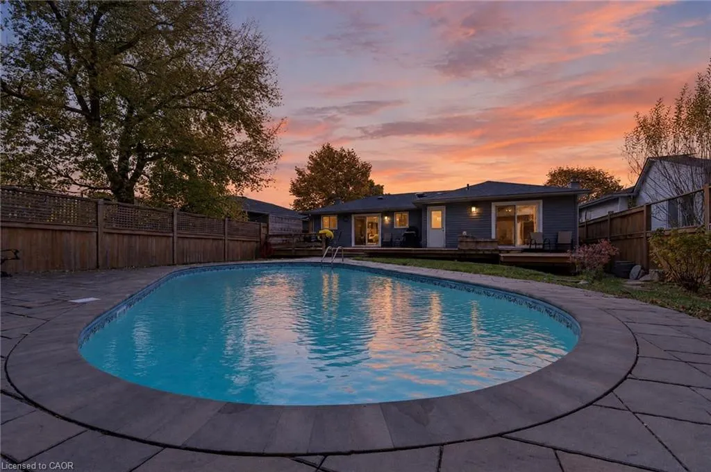 241 Bousfield Crescent