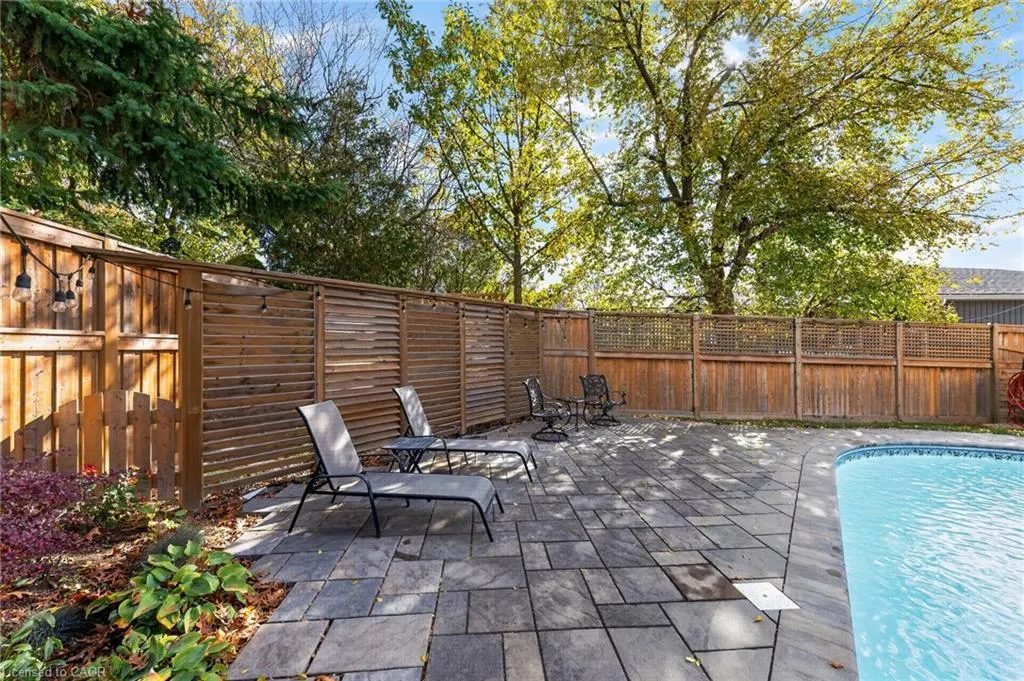 241 Bousfield Crescent