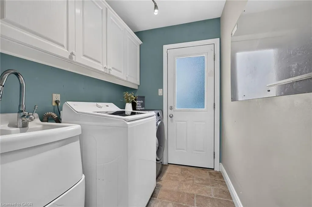 241 Bousfield Crescent