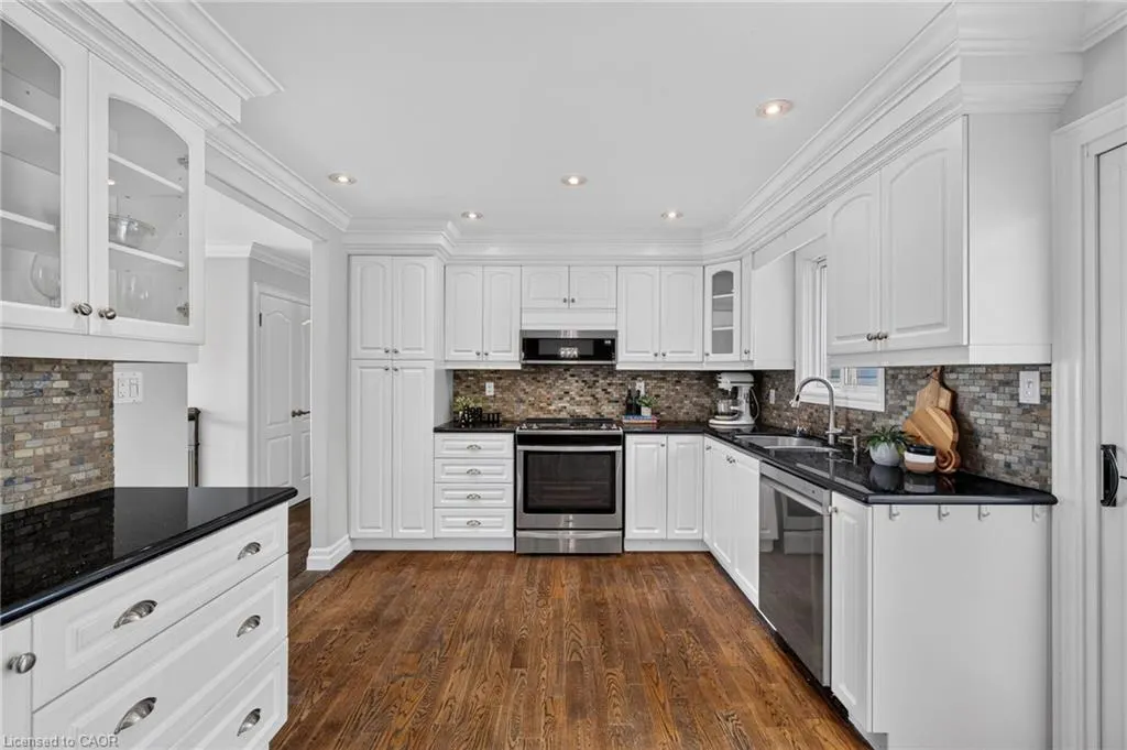241 Bousfield Crescent