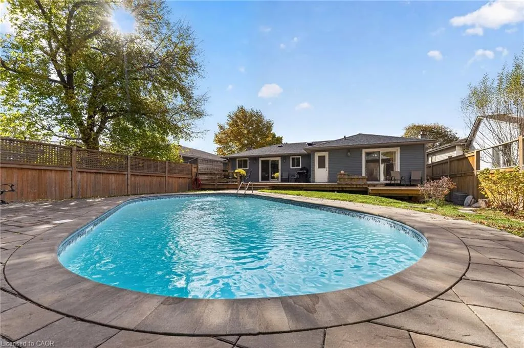 241 Bousfield Crescent
