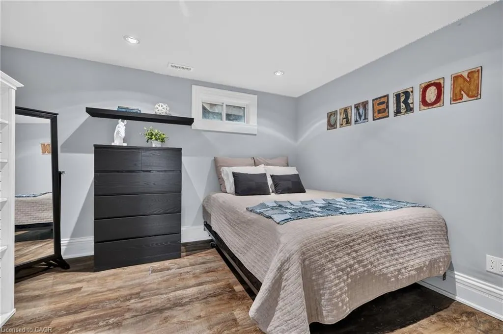 241 Bousfield Crescent