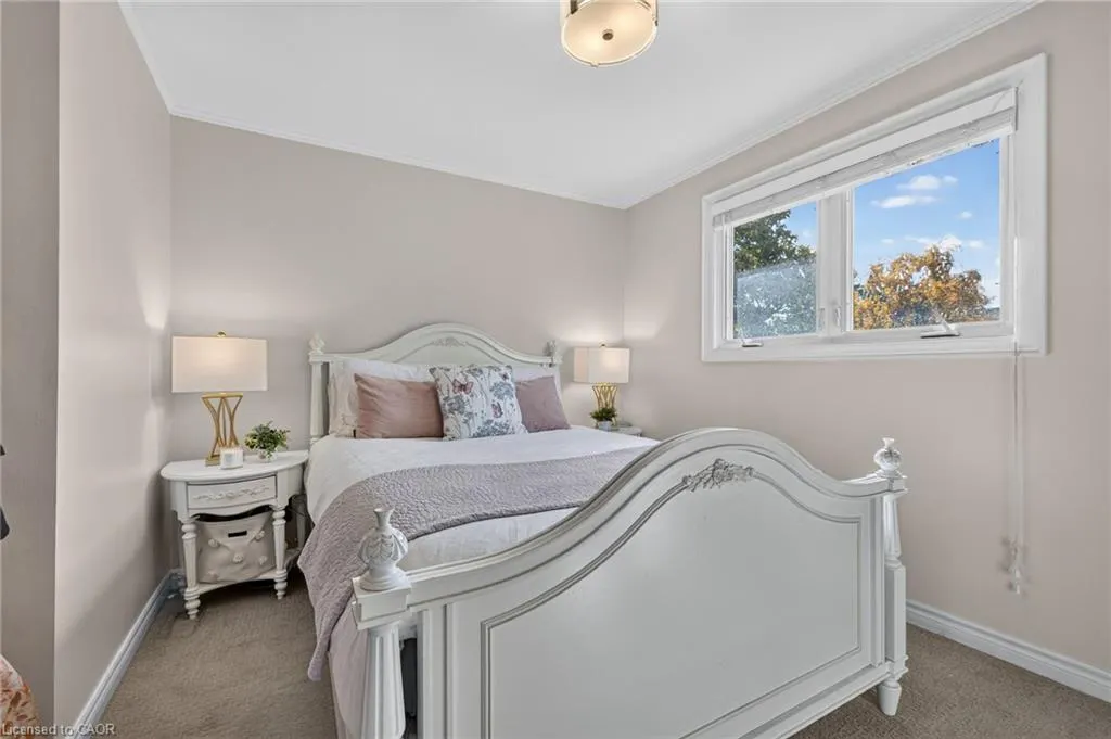 241 Bousfield Crescent