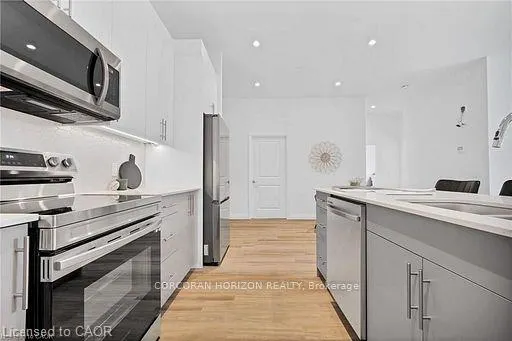 525 New Dundee Road #425