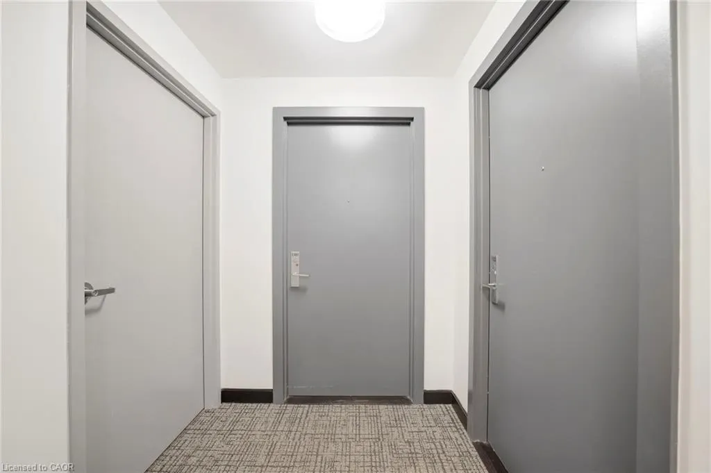 86 Dundas Street E #1101