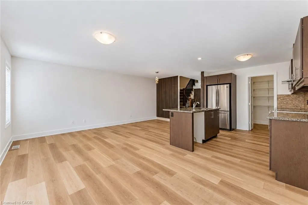 81 Woodedge Circle