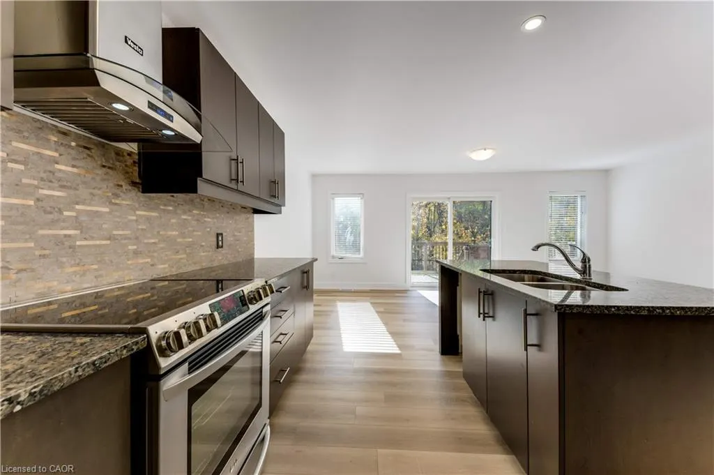 81 Woodedge Circle