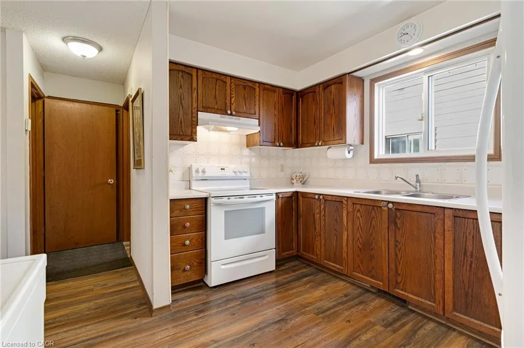 1177 Langs Circle