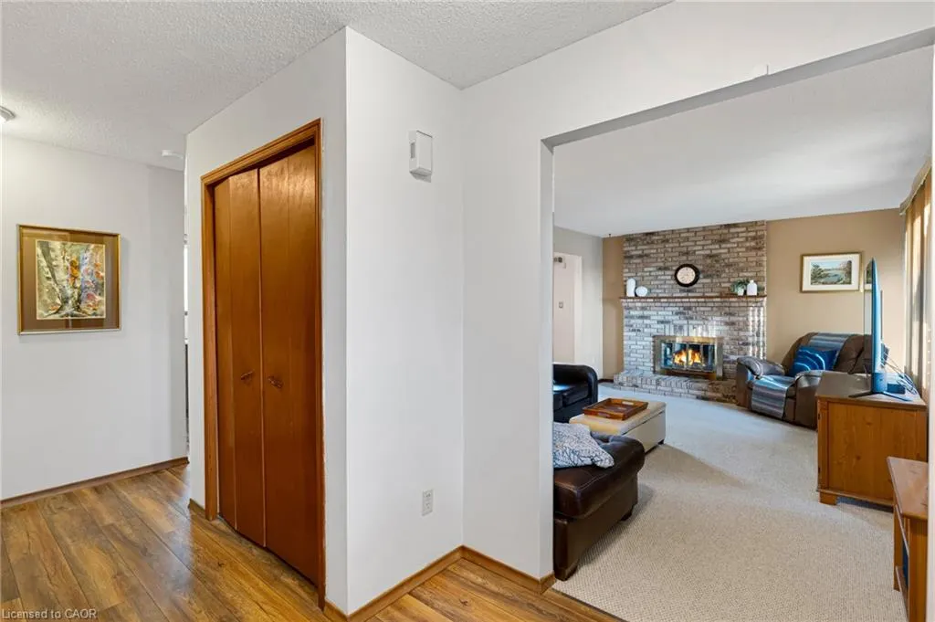 1177 Langs Circle