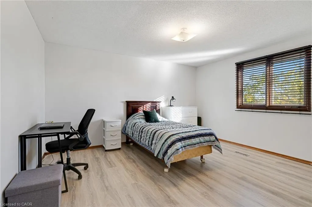 1177 Langs Circle