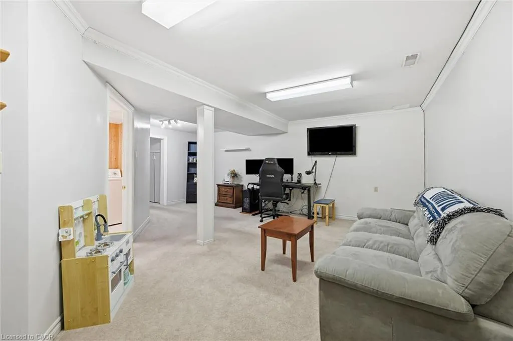 280 Limeridge Road E #14