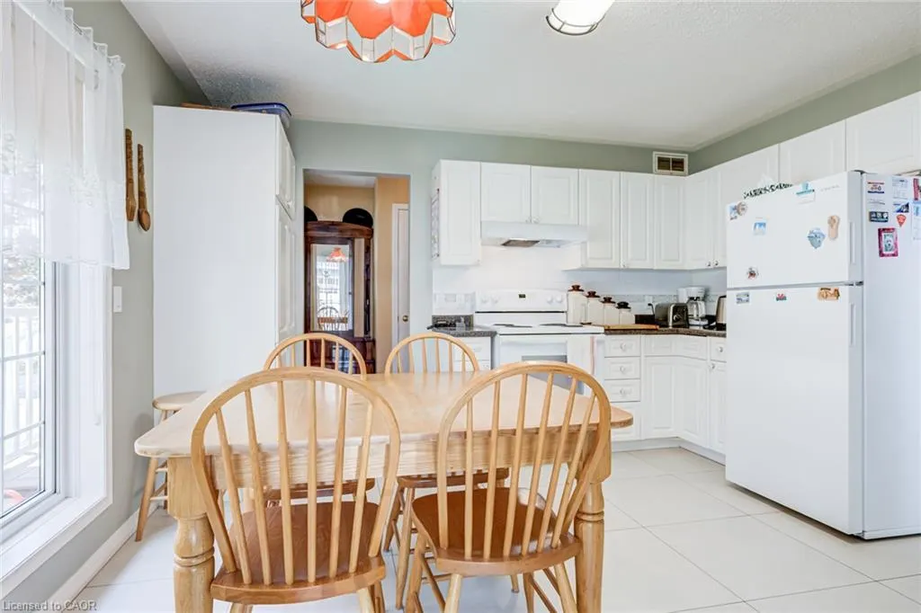 52 Pine Ridge Road