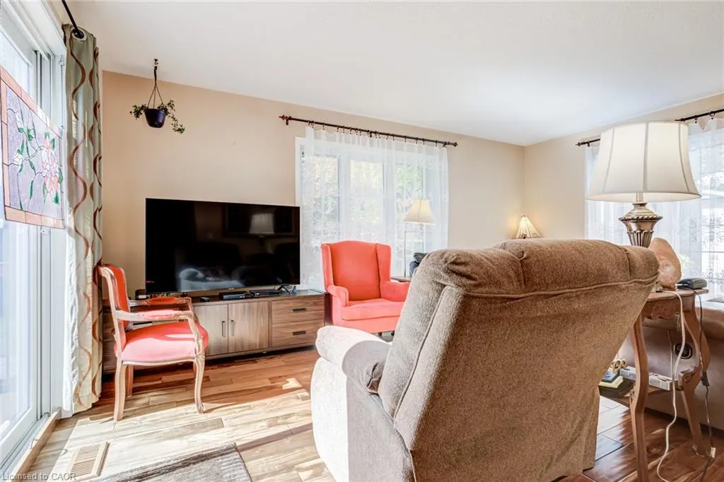 52 Pine Ridge Road