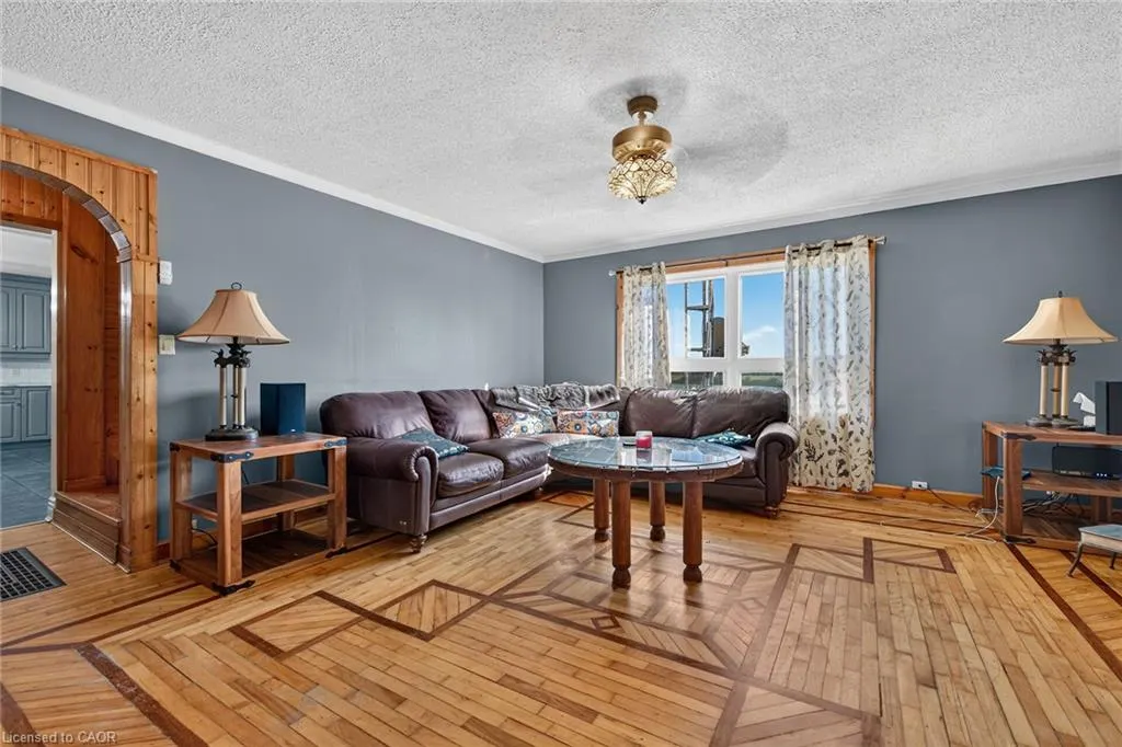 542 Haldimand Road 50