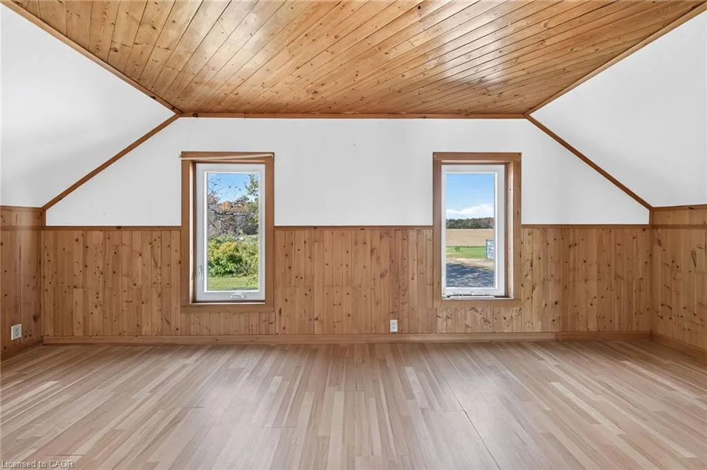 542 Haldimand Road 50