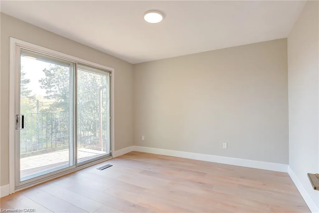 155 Doon Road #Upper