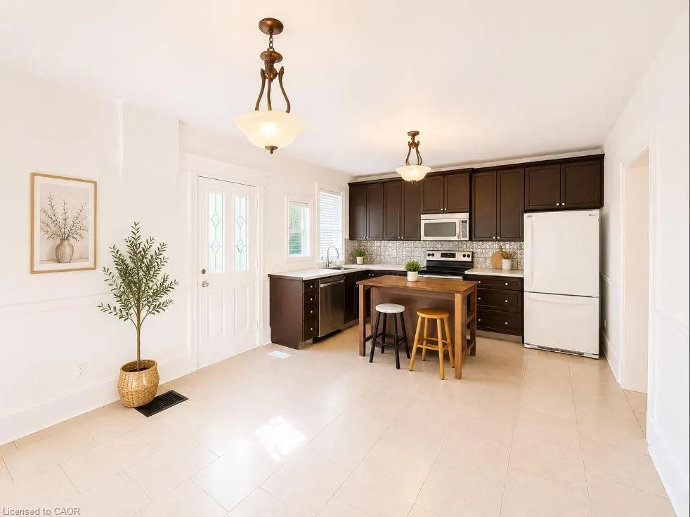 219 Erie Avenue #Main