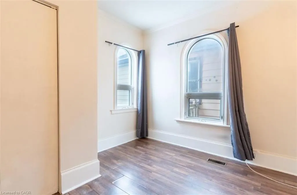 219 Erie Avenue #Main