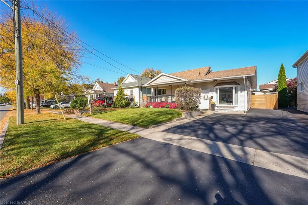 51 Russell Avenue