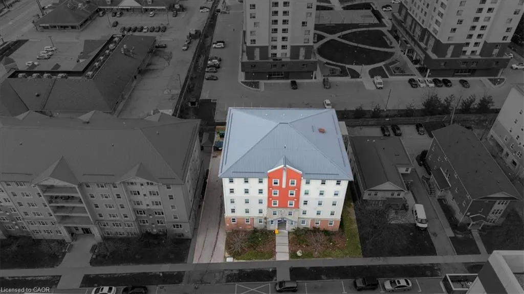 253 Lester Street #401