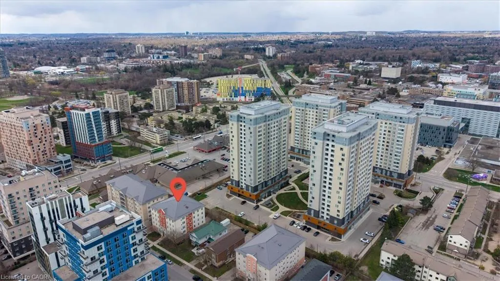 253 Lester Street #401