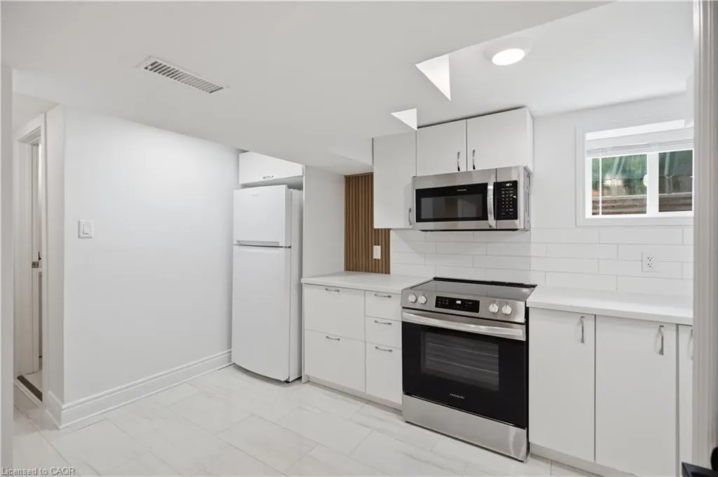 698 Upper Sherman Avenue #Lower