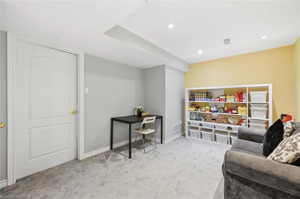 1085 Harrogate Drive #35