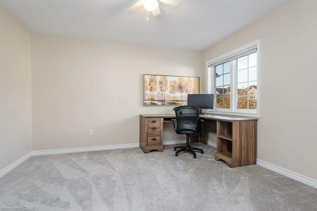 90 Autumn Ridge Trail