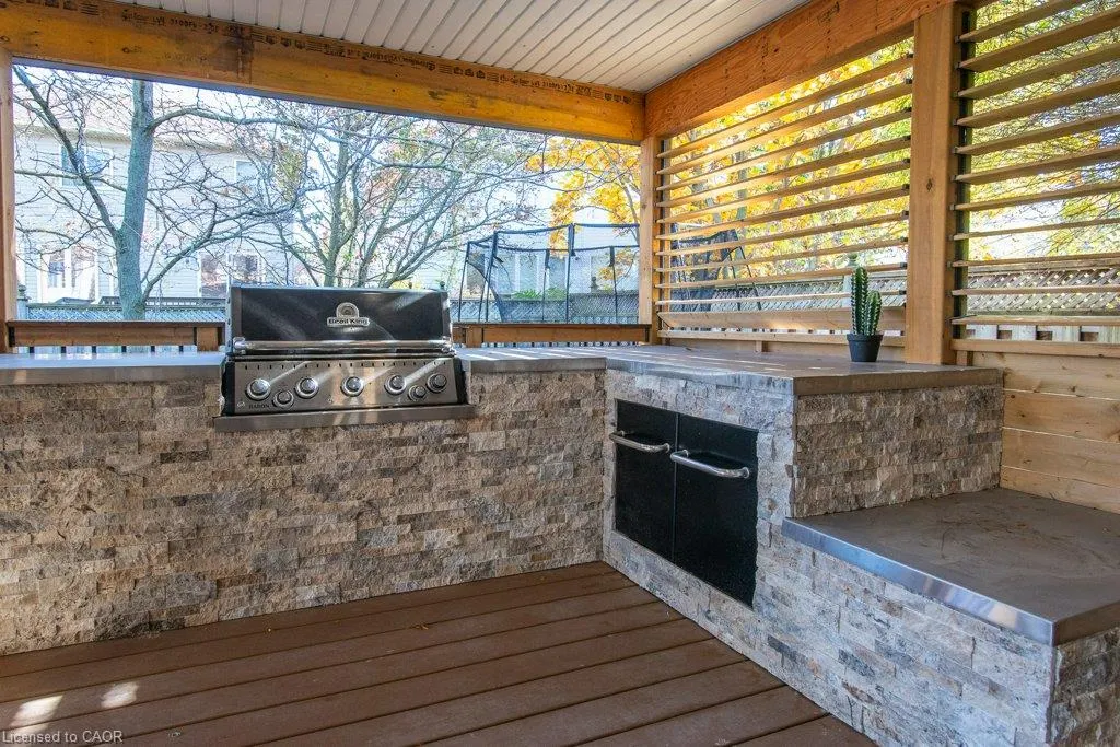 90 Autumn Ridge Trail