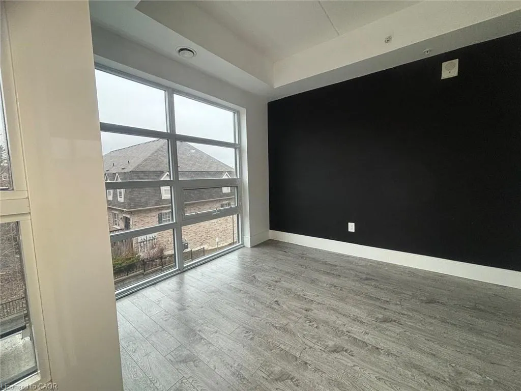 15 Prince Albert Boulevard #312