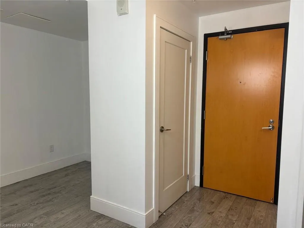 15 Prince Albert Boulevard #312