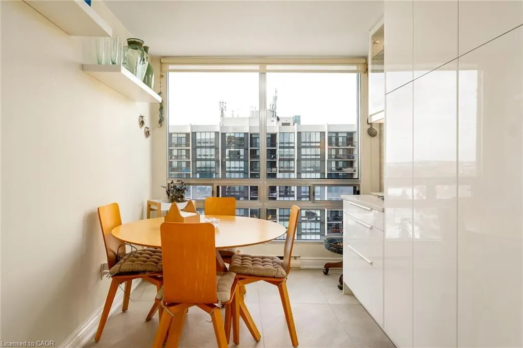 2180 Marine Drive #1401