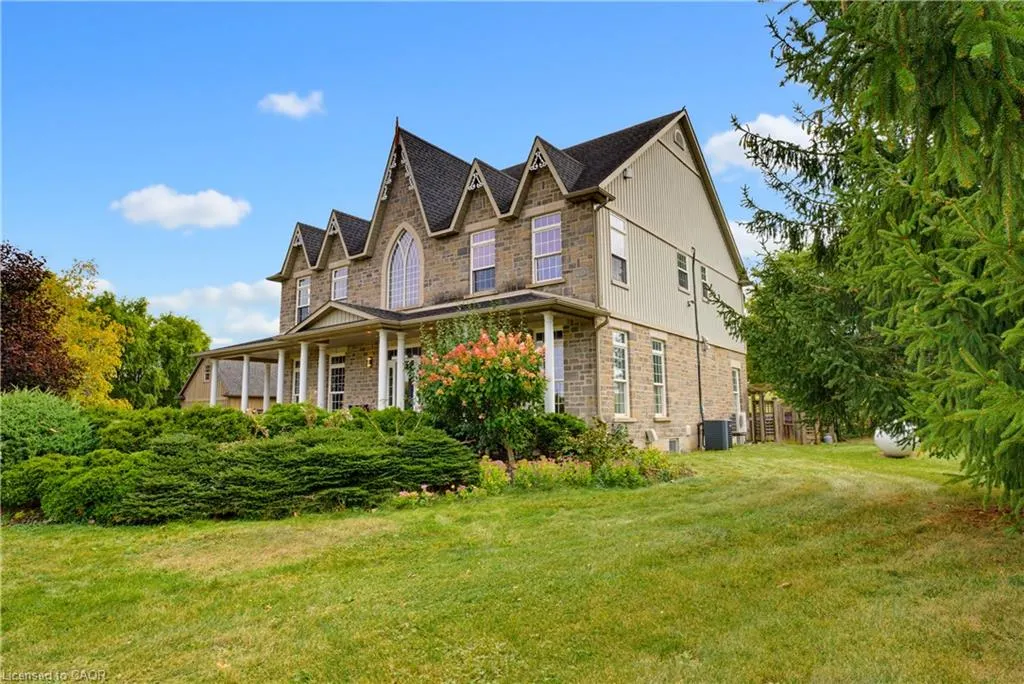 247 Old Onondaga Road E