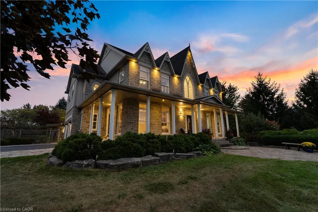 247 Old Onondaga Road E