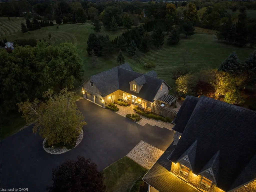 247 Old Onondaga Road E