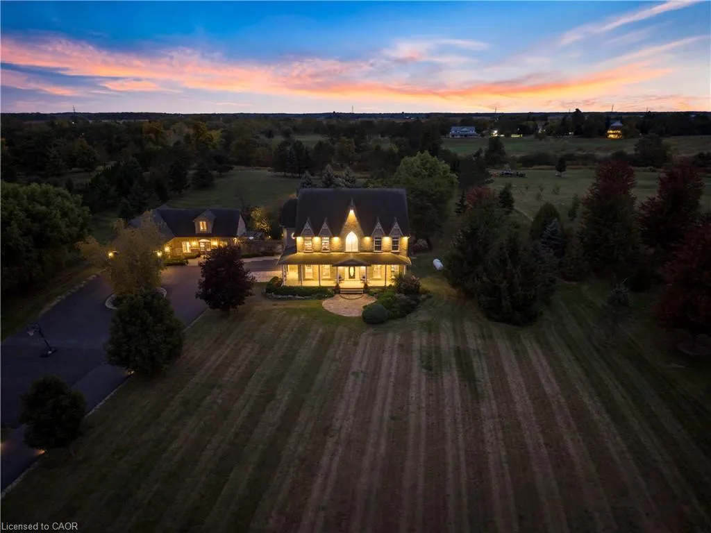 247 Old Onondaga Road E