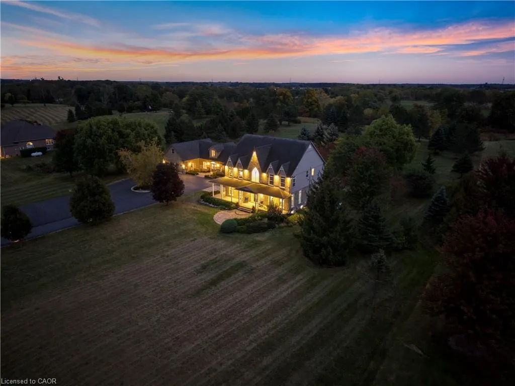 247 Old Onondaga Road E