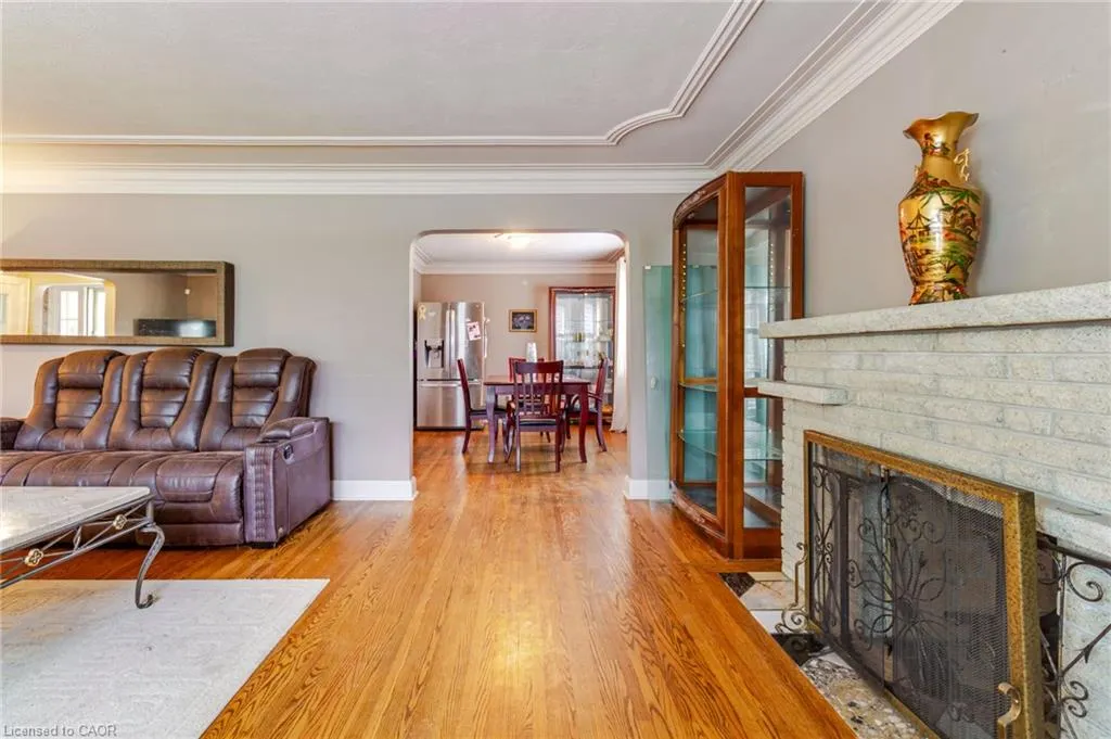 77 Randall Avenue