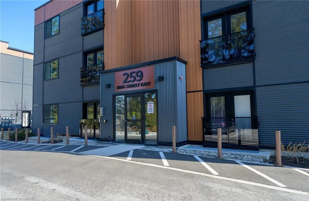 261 King Street E #303