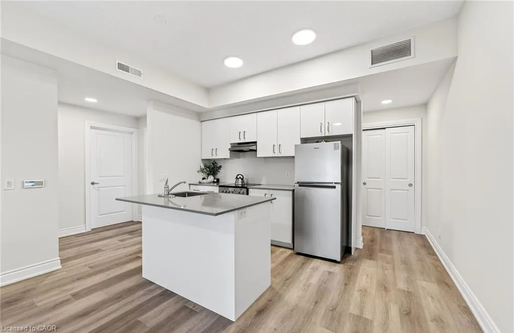 261 King Street E #303