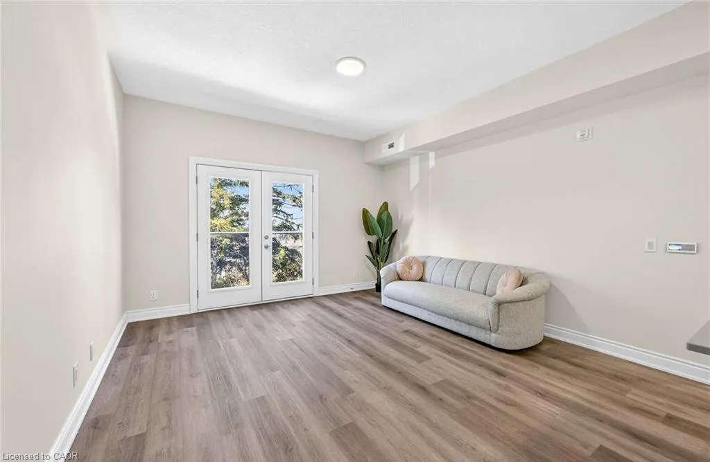 261 King Street E #303