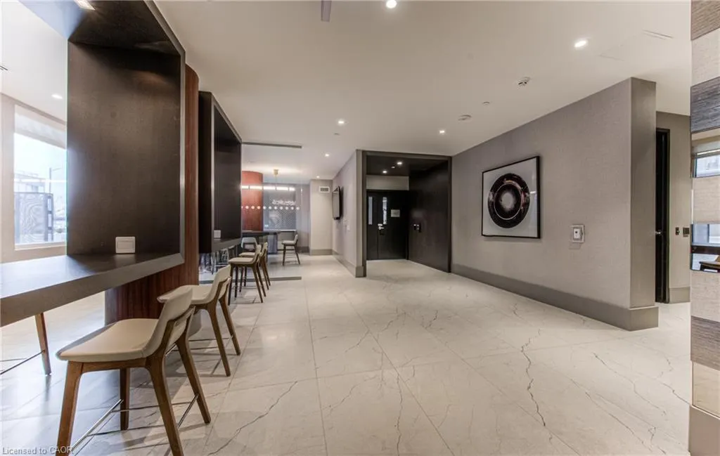 55 Duke Street W #704