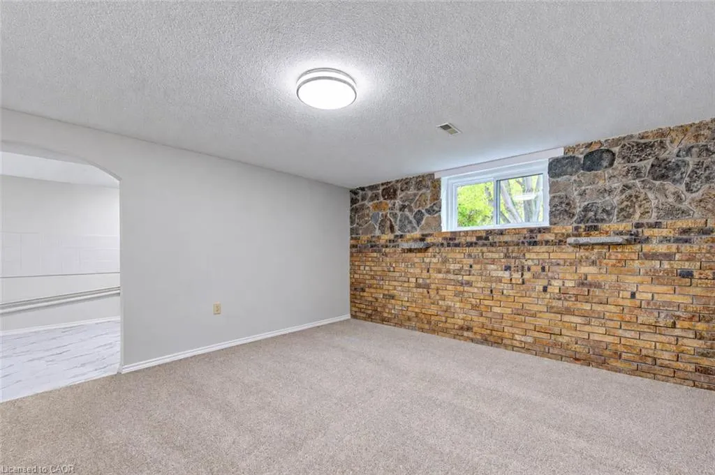 27 Alto Drive