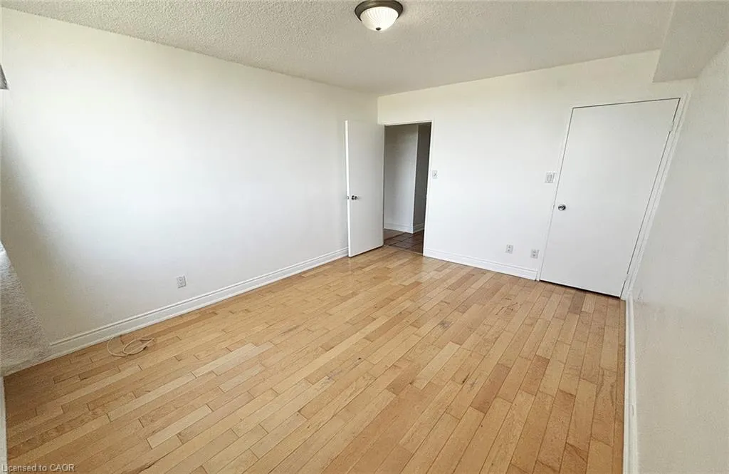 20 Speers Road #1004