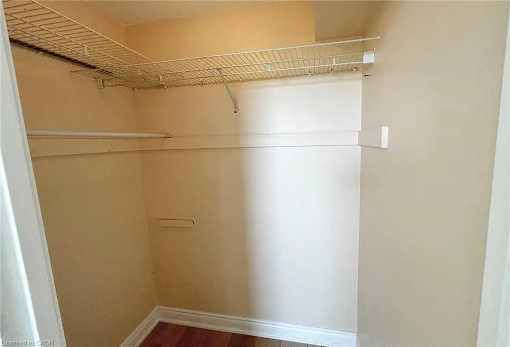 20 Speers Road #1004